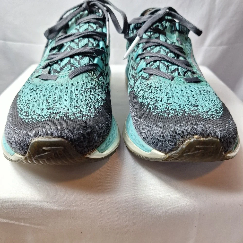 Brooks bedlam running